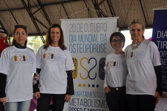 Dras Gleyne Biagini, Victoria Borba, Silmara Leite e Carolina Aguiar Moreira (Tatiana de Oliveira)